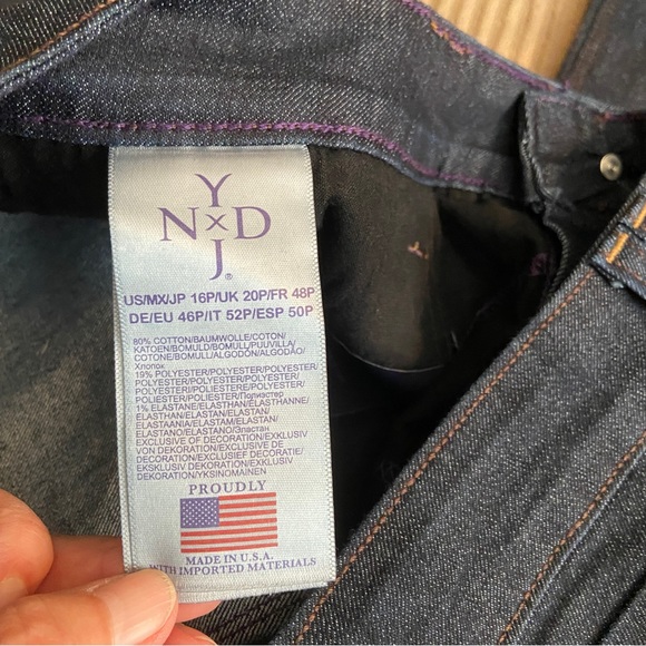 NYDJ Not Your Daughters Jeans Dark Wash Straight leg Size 16P - NWT - ๐บ๐ธ๐บ๐ธ - Picture 10 of 12